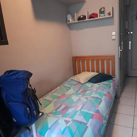 Emplacement Ideal : Studio Au Coeur De Disponible En Location Апартаменты *