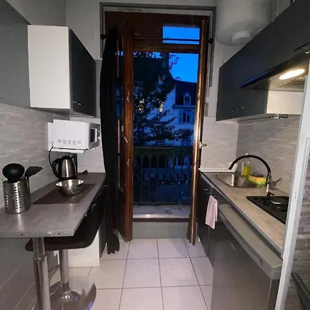 Emplacement Ideal : Studio Au Coeur De Disponible En Location 아파트 *