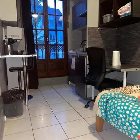 아파트 Emplacement Ideal : Studio Au Coeur De Disponible En Location *